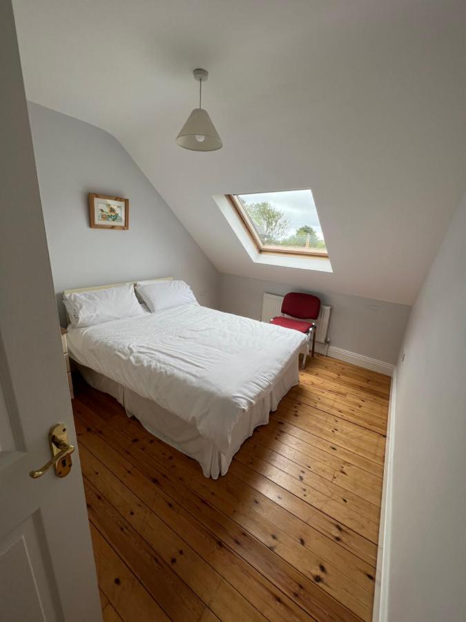 Modern Home In The Heart Of Rosscarbery Village Exterior foto